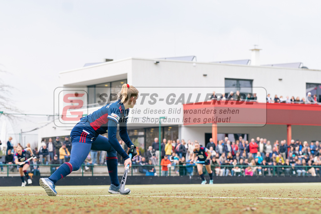 HK_20230416_901652 | 1. Bundesliga Damen Düsseldorfer HC - Rot-Weiss Köln am 16.4.2023 DHC Düsseldorf, Düsseldorf , Annika Sprink ( Düsseldorfer HC #3 )