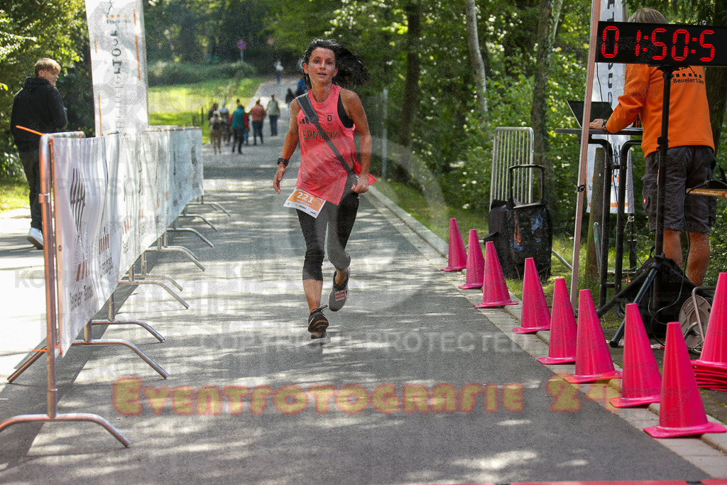240915_1253_EX1_0694 | Sportfotografie im Rhein-Sieg Kreis, Köln, Bonn, NRW, Rheinland Pfalz, Hessen, etc. Unser Tätigkeitsfeld umfasst den Laufsport vom Volkslauf über den Marathon, Duathlon, Triathon bis zum Ultralauf wie Kölnpfad Ultra oder Schindertrail.