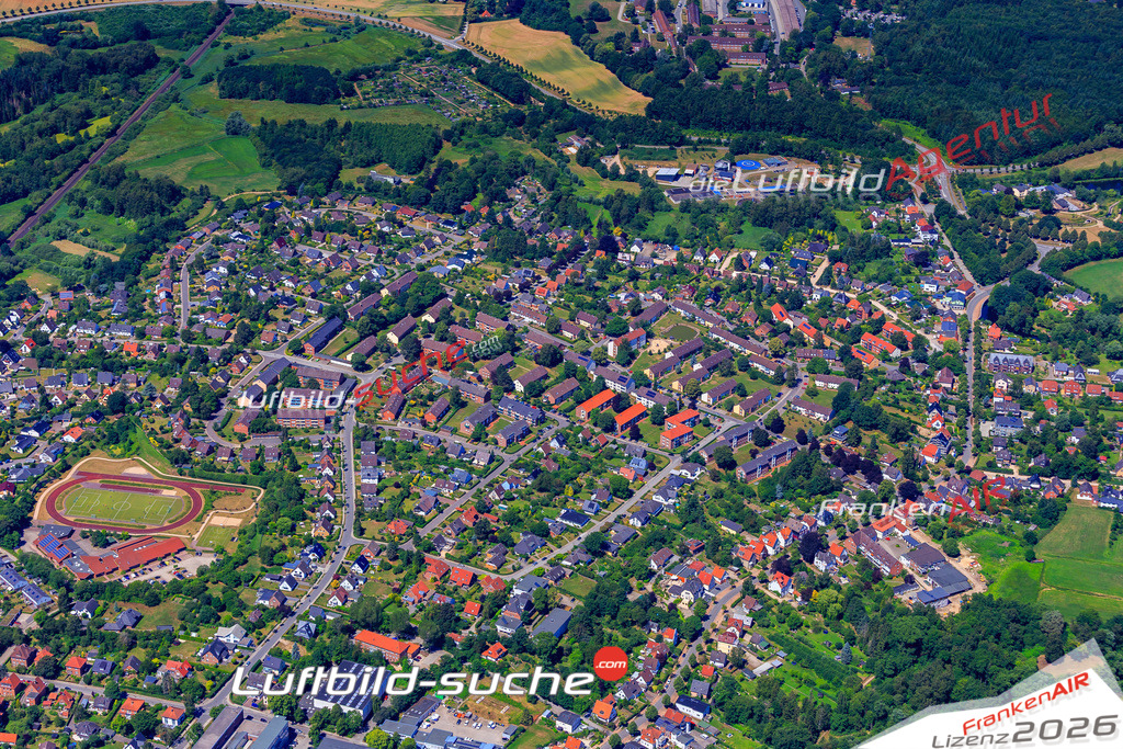 Das Luftbild der Stadt Eutin wurde 2018 vom Flugzeug heraus erstellt (keine Drohne) Aufnahmehöhe ca.400 Meter- hohe Auflösung für beste Druck-Qualität