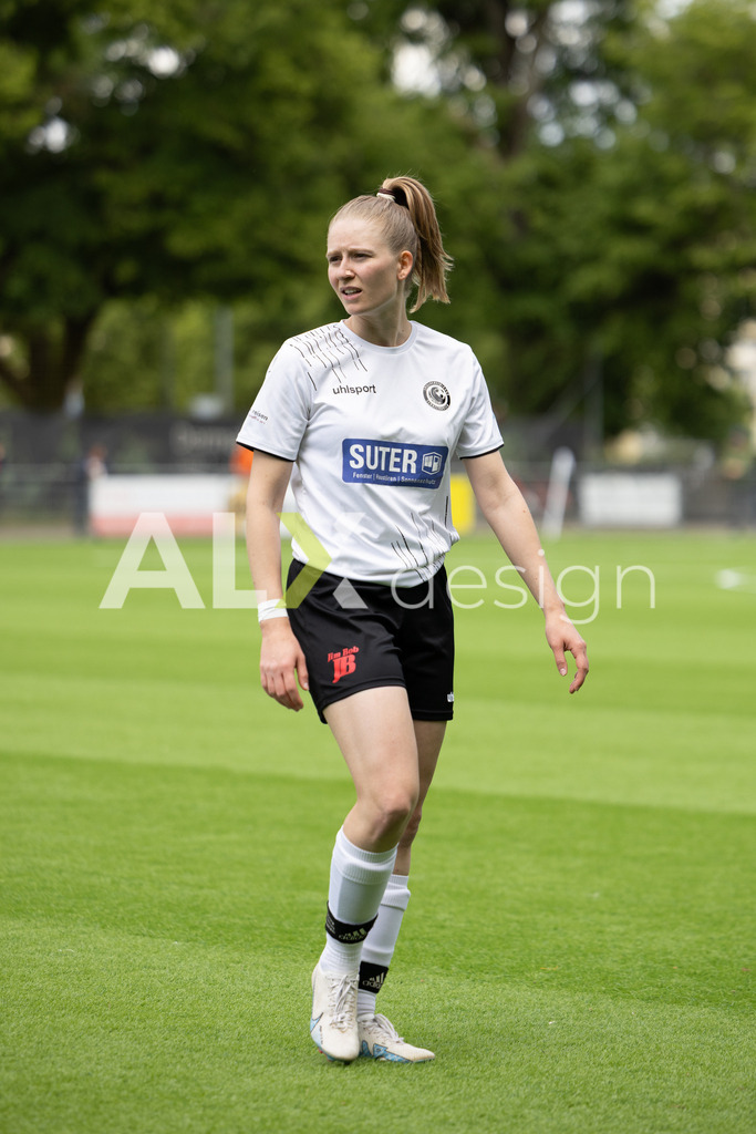 Fußball I Frauen I Saison 2025-2026 I Frauen 3. Liga | FVRZ Gruppe 2 | 18. Spieltag I Spielvereinigung Schaffhausen Damen 1 - Team Furttal Zürich I 17.05.2026 | Hochwertige Sportfotos kaufen & lizenzieren für Medien, Vereine, Agenturen & Sportler:innen. Entdecke professionelle Sportfotografie im Bildshop von Alexander Franzen. - Realisiert mit Pictrs.com