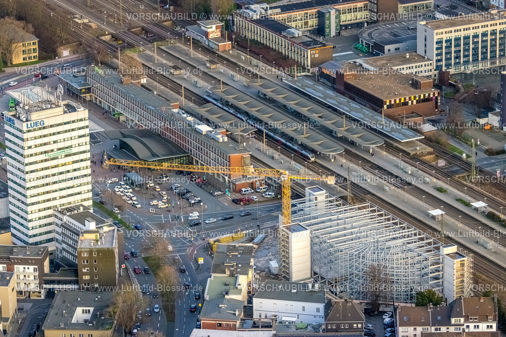 Bochum230102049 | Luftbild, Baustelle und  Neubau Parkhaus P7, am Hauptbahnhof, Gleisdreieck, Bochum, Ruhrgebiet, Nordrhein-Westfalen, Deutschland