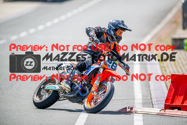 MaZZes_FotoMatrix_230506_5073 | S4