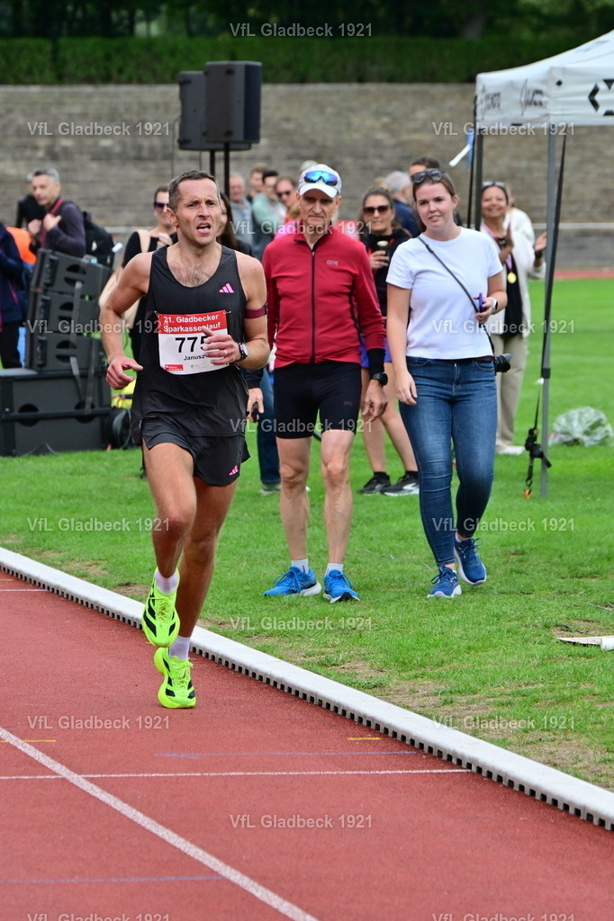 2026-08-23_Sparkassenlauf_10KM_RKrü_000267 | Die Fotografen - Realisiert mit Pictrs.com