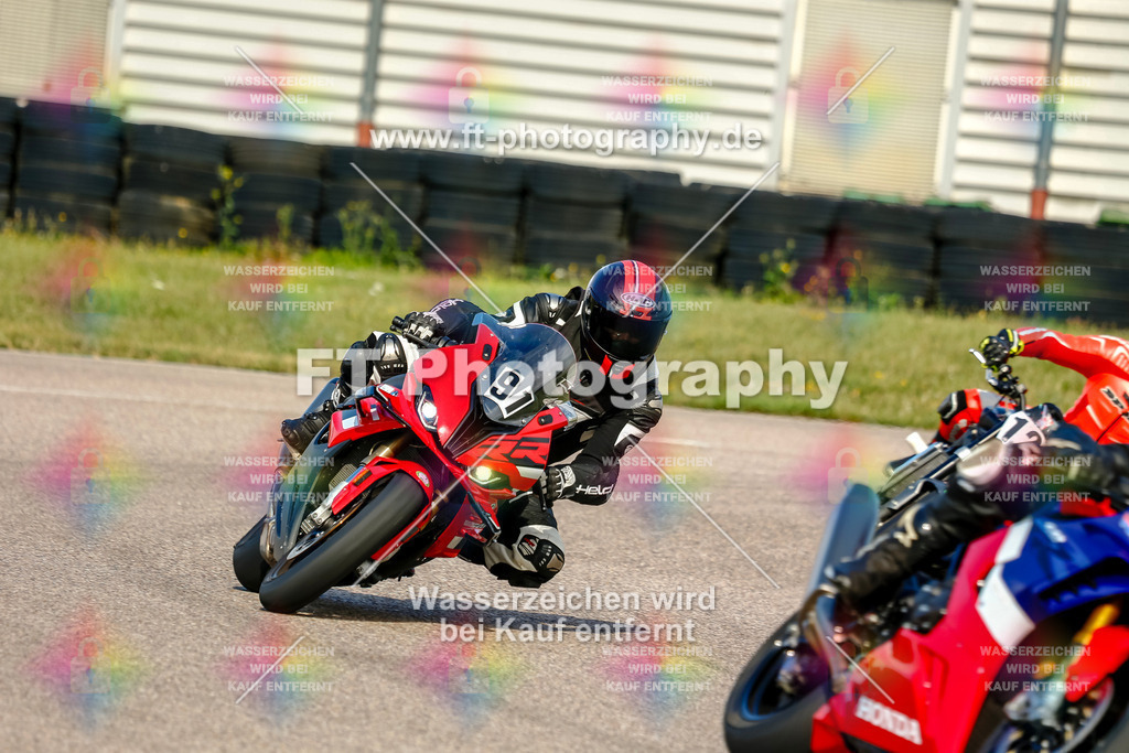Chambley Juli-0194 | Hier findet Ihr Bilder von Touristenfahrten auf der Nürburgring Nordschleife oder von anderen Veranstaltungen die ich besucht habe. Viel Spass beim Durch Schauen 