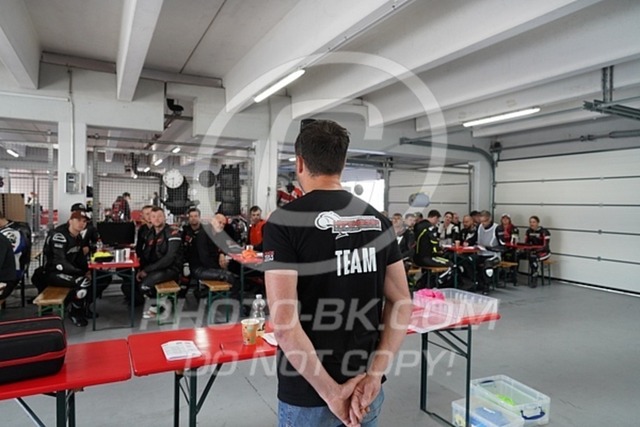 2025_04_29_PBK_21024 | Sportfotografie; SlowMotion; Video; Rennstrecke; Hafeneger; Speer; Racing; RSE; BMW; CBO; Trackday; Motorsportarena; Hockenheimring; Brno; Most; Barcelona; Valencia