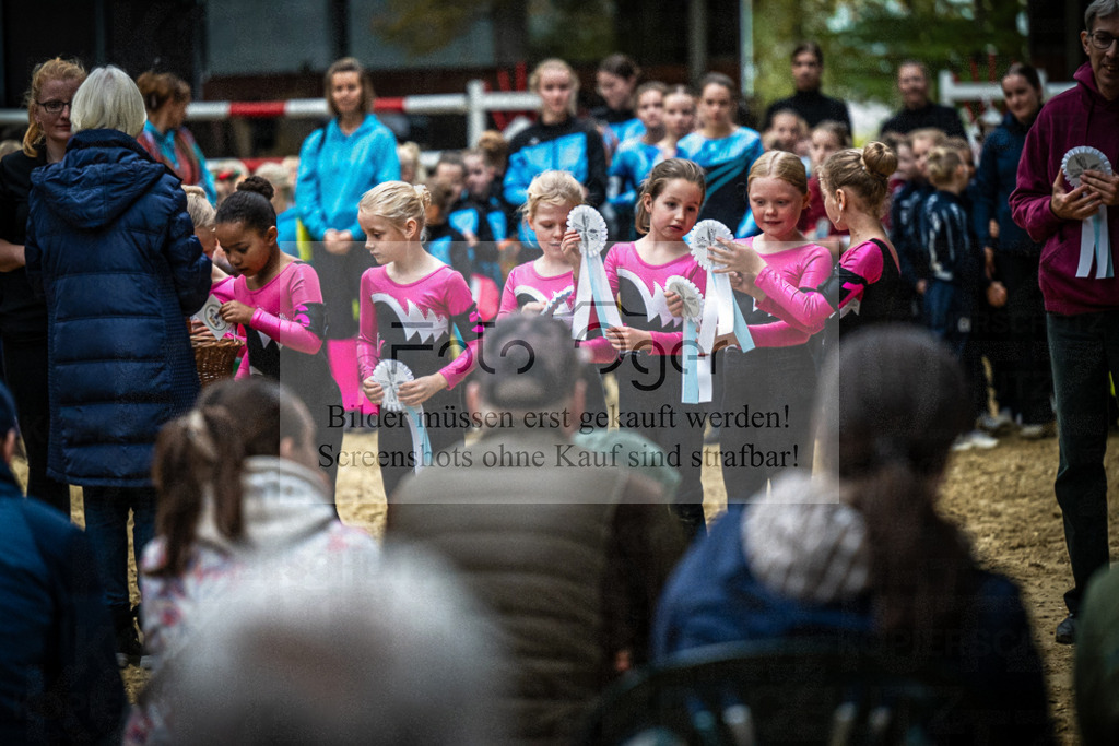 DOS_0293 | Entdecke hochwertige Reitturnierfotos von Foto Oger. Professionell, emotional und authentisch – jetzt Lieblingsmomente im Shop bestellen.Deutschlandweite Turnierfotografie. - Realisiert mit Pictrs.com