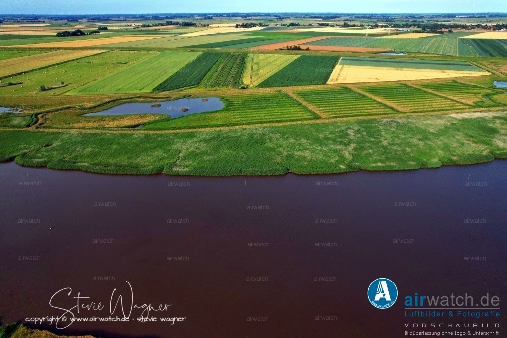 Eider - Hemmerdeich | Entdecken Sie atemberaubende Luftbilder und Fotografien auf airwatch.de - Tauchen Sie ein in eine Welt voller faszinierender Aufnahmen aus der Vogelperspektive.