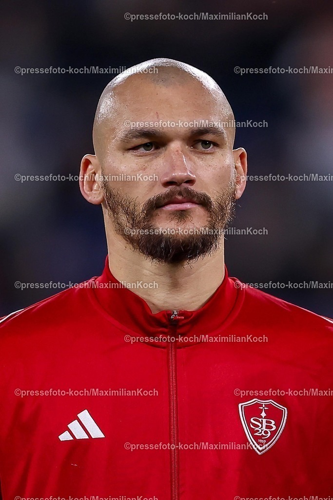 UCL22012502052 | 22.01.2025, Fußball, UEFA Champions League, Schachtar Donezk - Stade Brestois 29, Arena AufSchalke Gelsenkirchen, 7. Spieltag Saison 2024 2025: Ludovic Ajorque (Stade Brest #19)