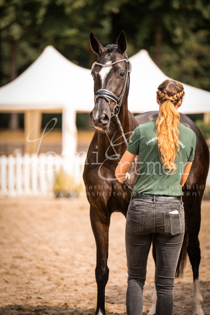 7.Fr00117 | Leoni Ertmer Photography - Realisiert mit Pictrs.com