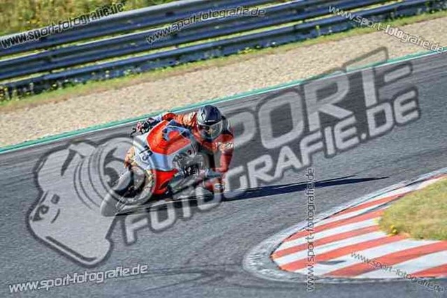 pubi7538 | Professionelle Fotos von Sportveranstaltungen, aber auch Hochzeiten und anderen Events. - Realisiert mit Pictrs.com