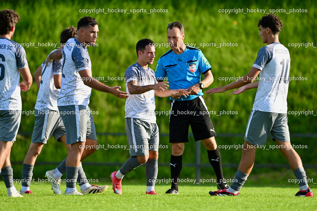 MSC Magdalen vs. ATUS Nötsch  | Jubel MSC Magdalen Mannschaft, #21 Gianluca Rabitsch MSC Magdalen, #10 Luca Guggenberger MSC Magdalen, Gerold Glantschnig Referee, MSC Magdalen vs. ATUS Nötsch , MSC Magdalen vs. ATUS Nötsch  am 18.07.2025 in Villach (Sportplatz Magdalen), Austria, (Photo by Bernd Stefan)