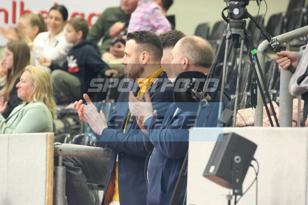 Phoenix Hagen - Uni Baskets Paderborn | Dominik Spohr - © Sportfoto-Sale (MK) - Realisiert mit Pictrs.com