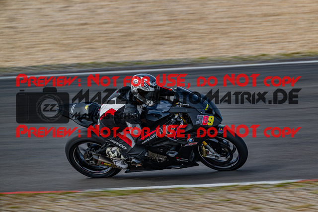 MaZZes_FotoMatrix_230719_9911 | GRUEN