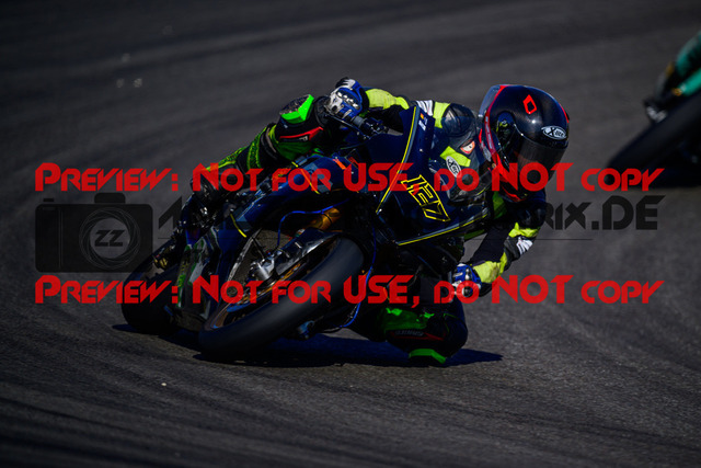 MaZZes_Fotomatrix_20250407_6007705_9620 | WEISS