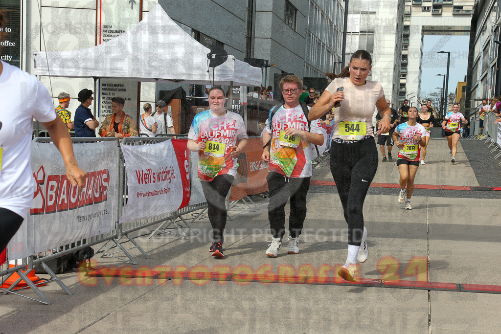 250920_1341_EX1_6178 | Sportfotografie im Rhein-Sieg Kreis, Köln, Bonn, NRW, Rheinland Pfalz, Hessen, etc. Unser Tätigkeitsfeld umfasst den Laufsport vom Volkslauf über den Marathon, Duathlon, Triathon bis zum Ultralauf wie Kölnpfad Ultra oder Schindertrail.