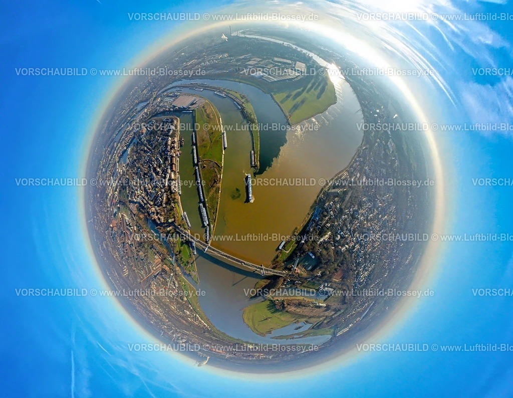 Duisburg241290119RuhrmuendungTOPAZ | Luftbild, Mündungsraum Fluss Ruhr, Fluss Rhein mit Blick zum Duisburger Hafen duisport, Erdkugel, Fisheye Aufnahme, Fischaugen Aufnahme, 360 Grad Aufnahme, tiny world, little planet, fisheye Bild, Ruhrort, Duisburg, Ruhrgebiet, Nordrhein-Westfalen, Deutschland