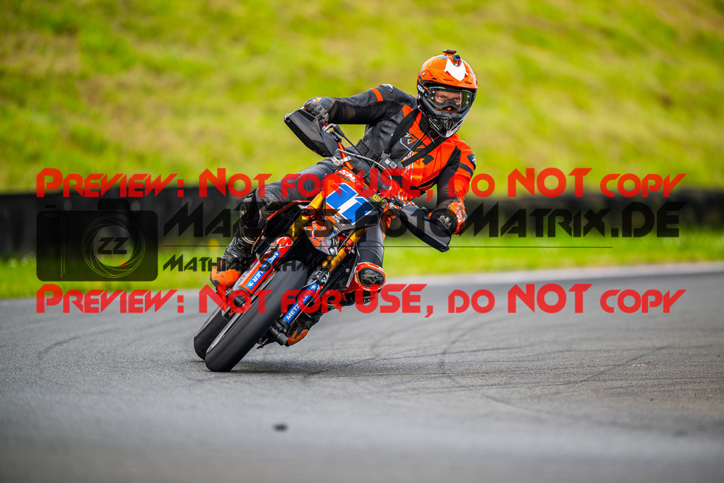 MaZZes_FotoMatrix_240621_6007705_8643 | ROT