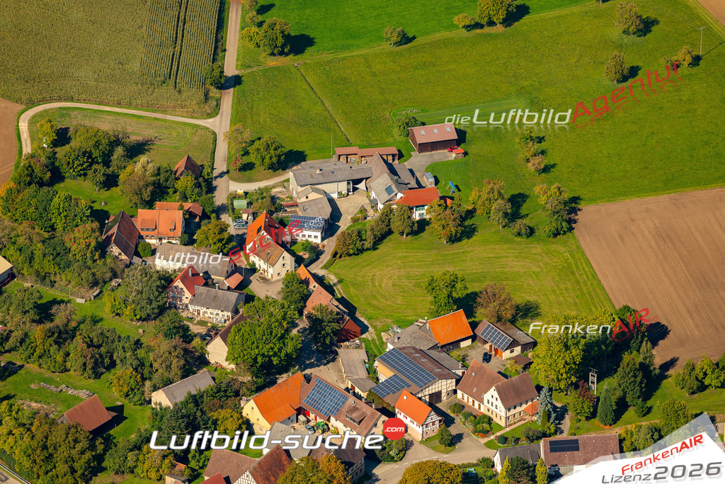 Luftaufnahme  Großbärenweiler  Schrozberg Das Luftbild wurde 2025 vom UL-Flugzeug heraus erstellt ( keine Drohne ) - Hochauflösende Luftaufnahme -Nicht vergleichbar mit Google Maps oder Satelittenbilder- Die Geschenkidee !Mit Lizenz und Bildrechte bestellbar