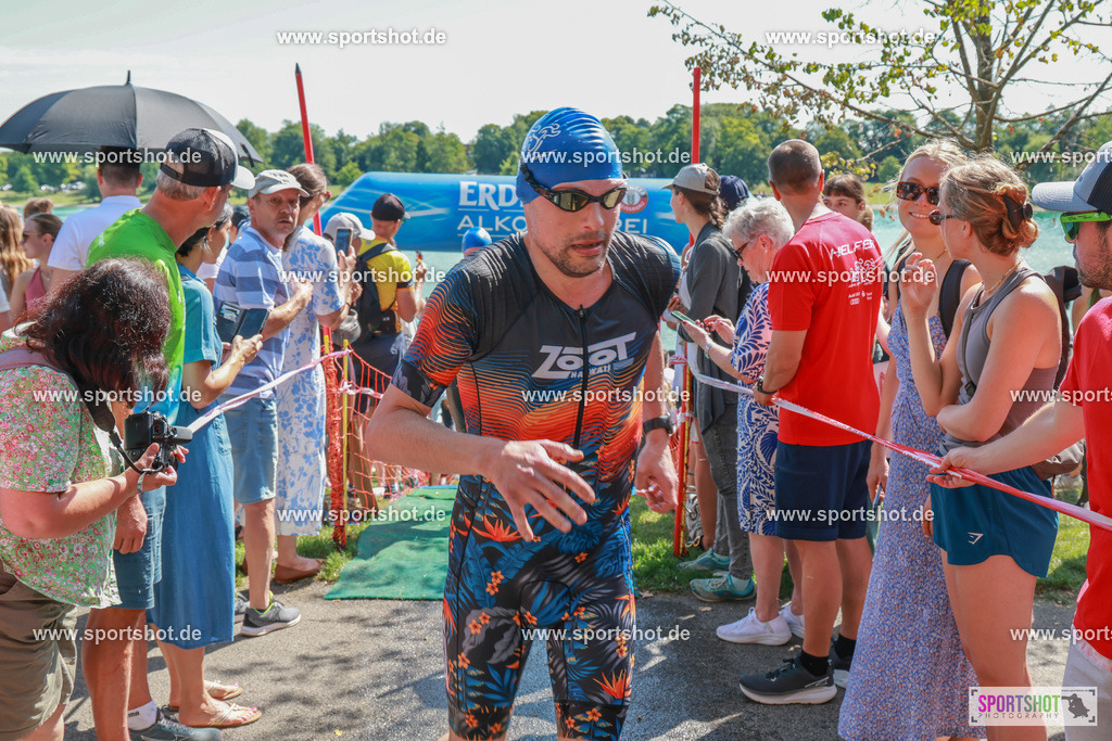 AR7_9075 | Karlsfeld Triathlon 2025 #karlsfeldtriathlon #karlsfeldtriathlon2025  #karlsfeldrace  #yourpictrs #triathlon_karlsfeld #tsveintrachtkarlsfeld #sportshot_your_pictrs @Sportshotphotography @Triathlon Karlsfeld - TSV Eintracht Karlsfeld Triathlon Copyright: www.sportshot.de
