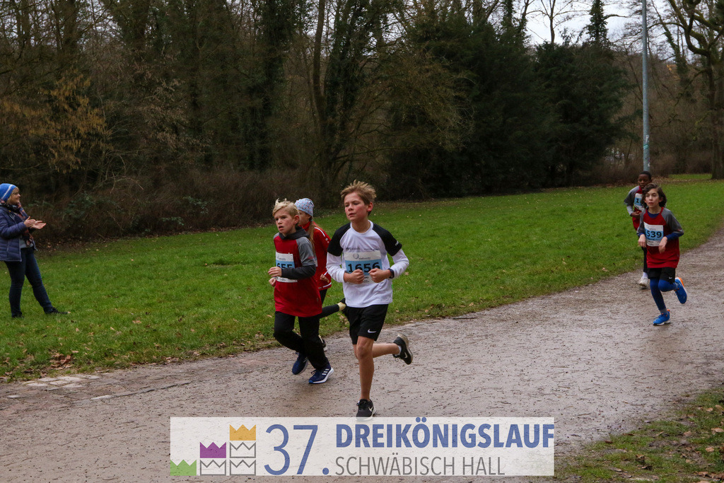 Stadtwerke Jugendlauf 1700m | 3 Koenigslauf 2023 - Realisiert mit Pictrs.com