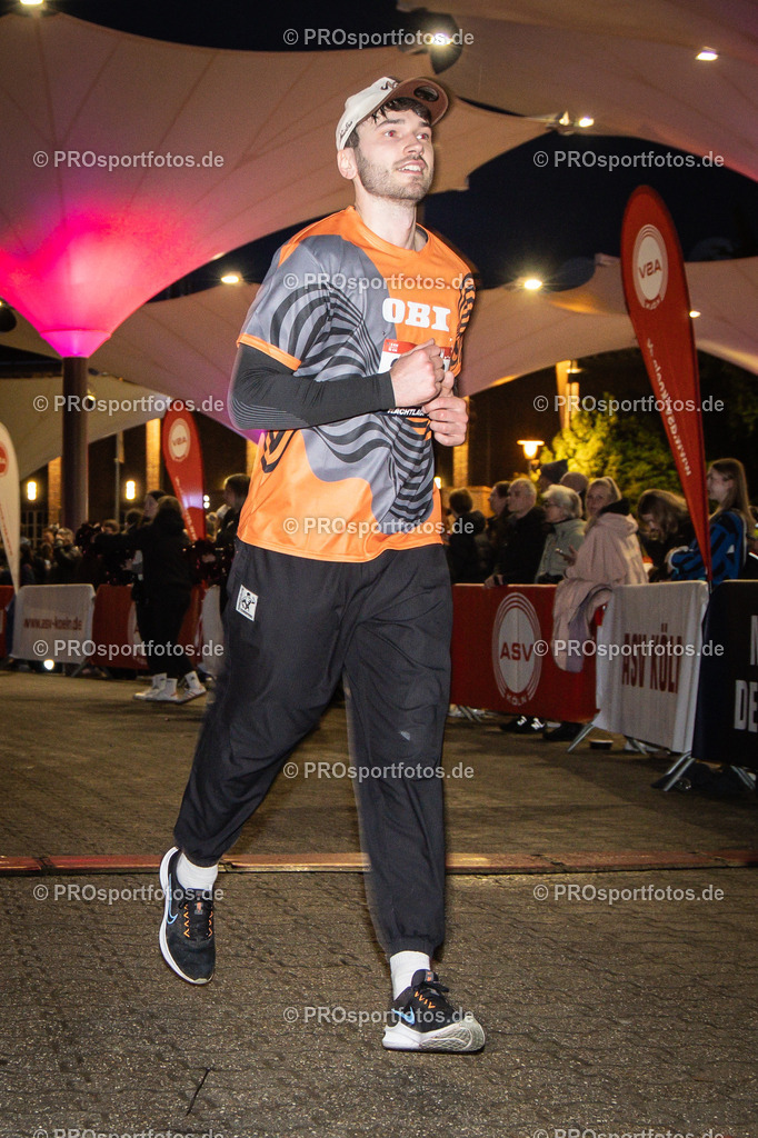 23. ASV Nachtlauf; Koeln, 13.05.26 | Impressionen vom 23. ASV Nachtlauf am 13.05.26 am Tanzbrunnen in Koeln. Foto: BEAUTIFUL SPORTS/Axel Kohring