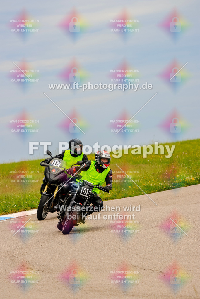 MotoTeam-2209 | Hier findet Ihr Bilder von Touristenfahrten auf der Nürburgring Nordschleife oder von anderen Veranstaltungen die ich besucht habe. Viel Spass beim Durch Schauen 