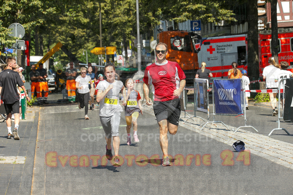 250621_1047_EX1_2584 | Sportfotografie im Rhein-Sieg Kreis, Köln, Bonn, NRW, Rheinland Pfalz, Hessen, etc. Unser Tätigkeitsfeld umfasst den Laufsport vom Volkslauf über den Marathon, Duathlon, Triathon bis zum Ultralauf wie Kölnpfad Ultra oder Schindertrail.
