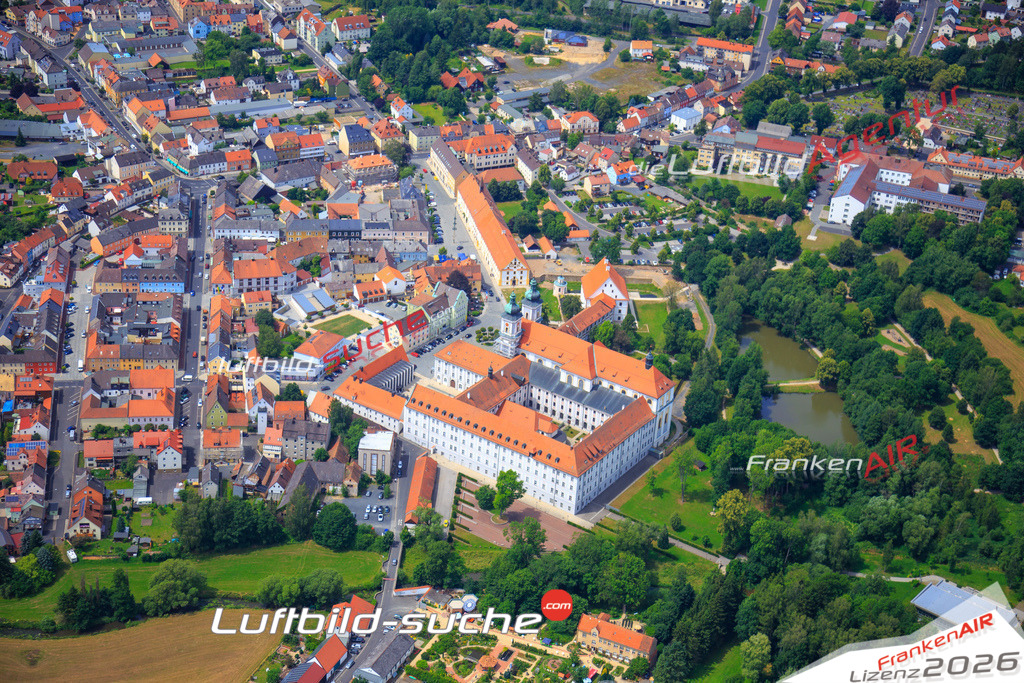 Die Luftaufnahme der Stadt Waldsassen wurde vom UL-Flugzeug heraus erstellt ( keine Drohne )- hohe Auflösung für beste Qualität