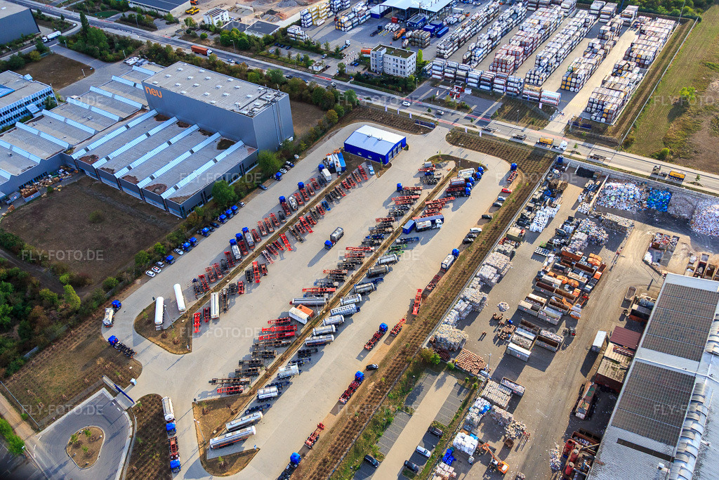Luftbild: Industriegebiet Im Langgewan, Spedition Kube & Kubenz und Hempt GmbH in Worms im Bundesland Rheinland-Pfalz in Deutschland. Foto: IMG_084317.jpg vom 02.09.2015 durch Werner Riehm/FLY-FOTO.dePeter Hempt GmbH