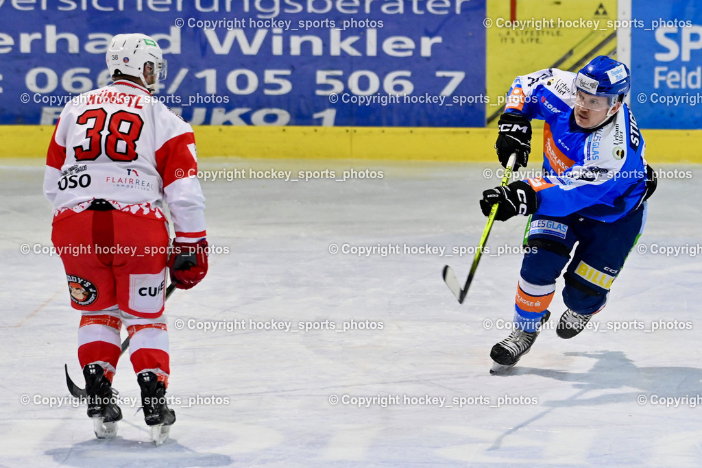 ESC Steindorf vs. ESV Ferlach  | #38 Künstl Kevin ESV Ferlach, #64 Stichauner Fabian ESC Steindorf, ESC Steindorf vs. ESV Ferlach , ESC Steindorf vs. ESV Ferlach  am 15.02.2026 in Steindorf (Ossiachersee Halle), Austria, (Photo by Bernd Stefan)