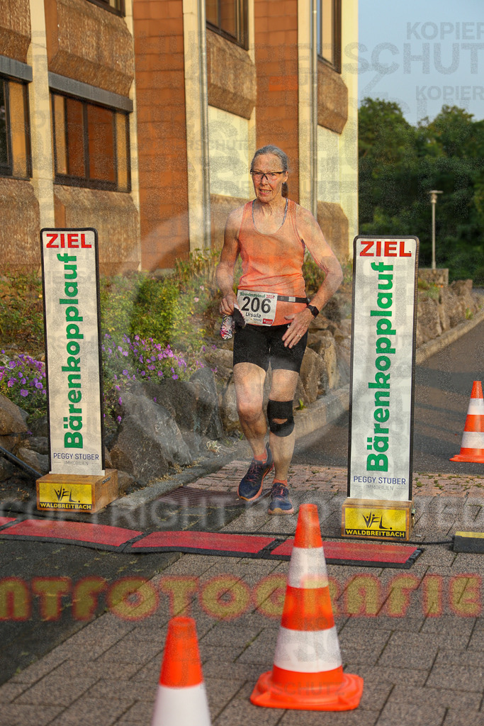 240802_1945_EX1_6803 | Sportfotografie im Rhein-Sieg Kreis, Köln, Bonn, NRW, Rheinland Pfalz, Hessen, etc. Unser Tätigkeitsfeld umfasst den Laufsport vom Volkslauf über den Marathon, Duathlon, Triathon bis zum Ultralauf wie Kölnpfad Ultra oder Schindertrail.