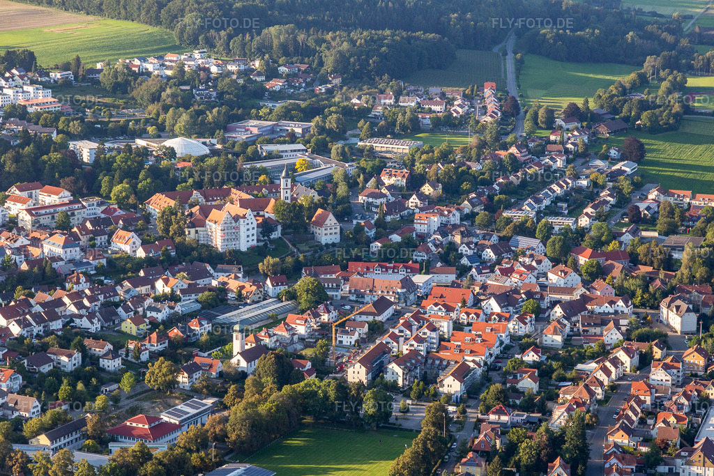 Luftbild: Schloss Aulendorf im Ortsteil Steegen in Aulendorf im Bundesland Baden-Württemberg in Deutschland. Foto: IMG_128962.jpg vom 03.09.2021 durch Werner Riehm/FLY-FOTO.de