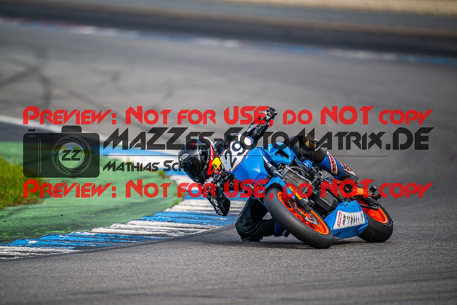 MaZZes_FotoMatrix_220924_2399 | TWIN CUP