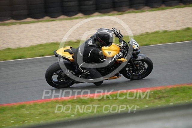 2024_06_21_PBK_23803 | Sportfotografie; SlowMotion; Video; Rennstrecke; Hafeneger; Speer; Racing; RSE; BMW; CBO; Trackday; Motorsportarena; Hockenheimring; Brno; Most; Barcelona; Valencia