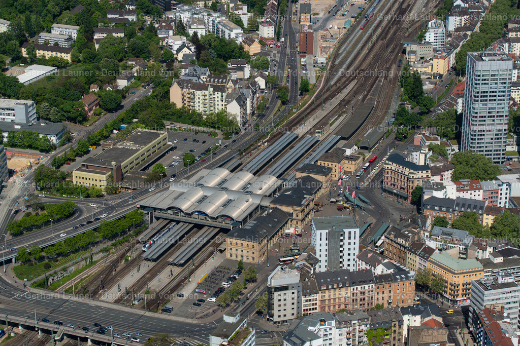 3800210 | Hauptbahnhof, Mainz, ein Eisenbahnknotenpunkt im westlichen Rhein-Main-Gebiet