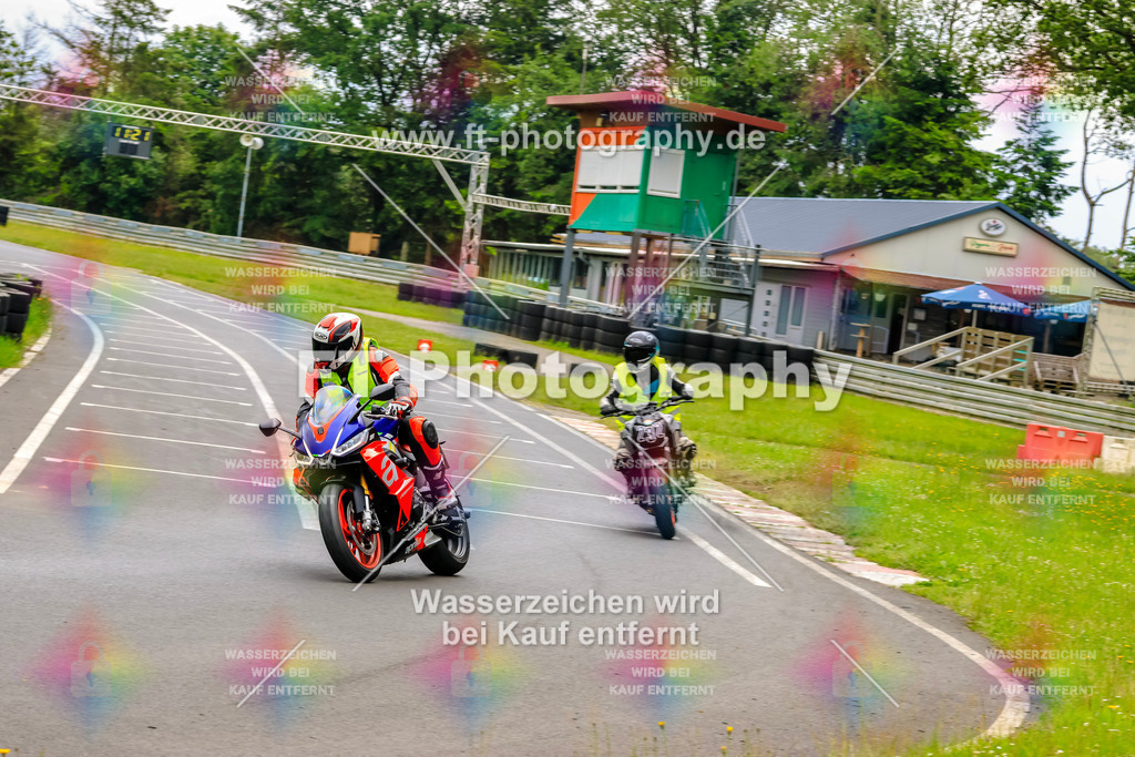 VBK-7870 | Hier findet Ihr Bilder von Touristenfahrten auf der Nürburgring Nordschleife oder von anderen Veranstaltungen die ich besucht habe. Viel Spass beim Durch Schauen 