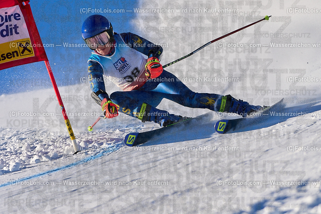 ALP3827_MASTERS-Cup_GS-C Damen_Battisti Jacqueline | (C)FotoLois.com, Alois Spandl. FIS Masters-Cup Wildschönau, Giant Slalom auf der Piste Schatzberg GS, Siegerehrung auf dem Dorfplatz Niederau, Sa 13. Januar 2024.
