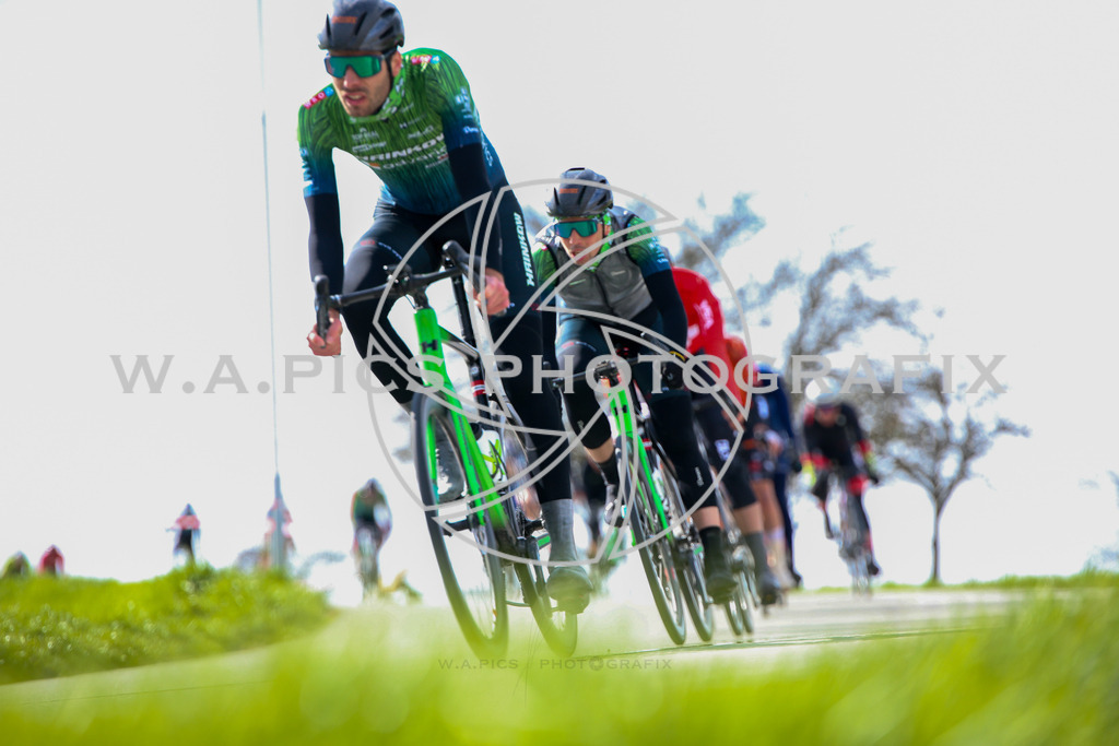 ..... | LEONDING,AUSTRIA,24.März.24 - 63.Radsaisoneröffnungsrennen Leonding Road Cycling League , Image shows: 
Photo: WAPICS / Andreas Willdoner