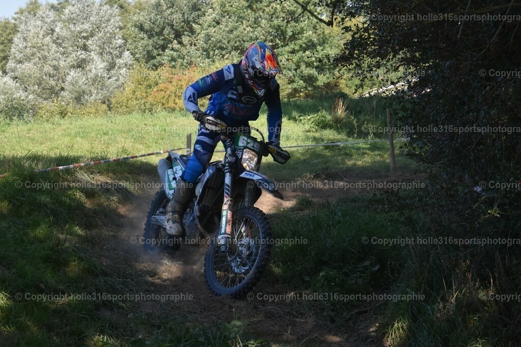 DSC_0065 | Sportfotografie , Motorsport, Motoross, Reitsport, Mointainbike, Enduro,
Landschaft , Outdoor, Eventfotografie, Landschaft, Bilder online bestellen - Realisiert mit Pictrs.com