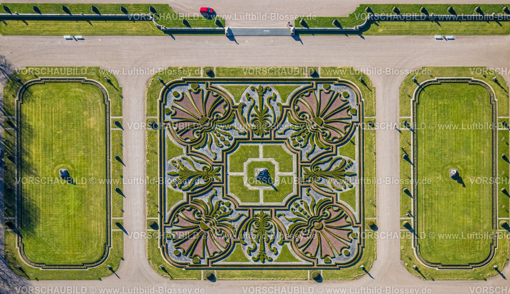 Nordkirchen250400998 | Luftbild, Schloss Nordkirchen, barocke Schlossanlage, Wasserschloss und Schlossgarten Formen und Farben, Senkrechtaufnahme, Nordkirchen, Münsterland, Nordrhein-Westfalen, Deutschland