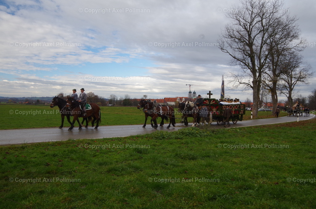 IMGP0198 | fotografiert von Axel PollmannLeonhardi Wallfahrt Benediktbeuern und Murnau, Fronleichnam, Fasching, Landschaft im Loisachtal und Benediktbeuern  - Realisiert mit Pictrs.com