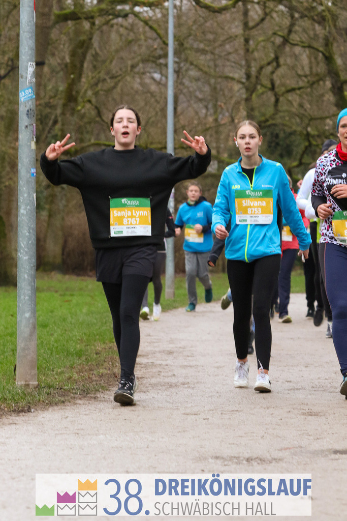 5km Roewisch Wohnbau Cup | 3 Koenigslauf 2024 5km Roewisch Wohnbau Cup - Realisiert mit Pictrs.com