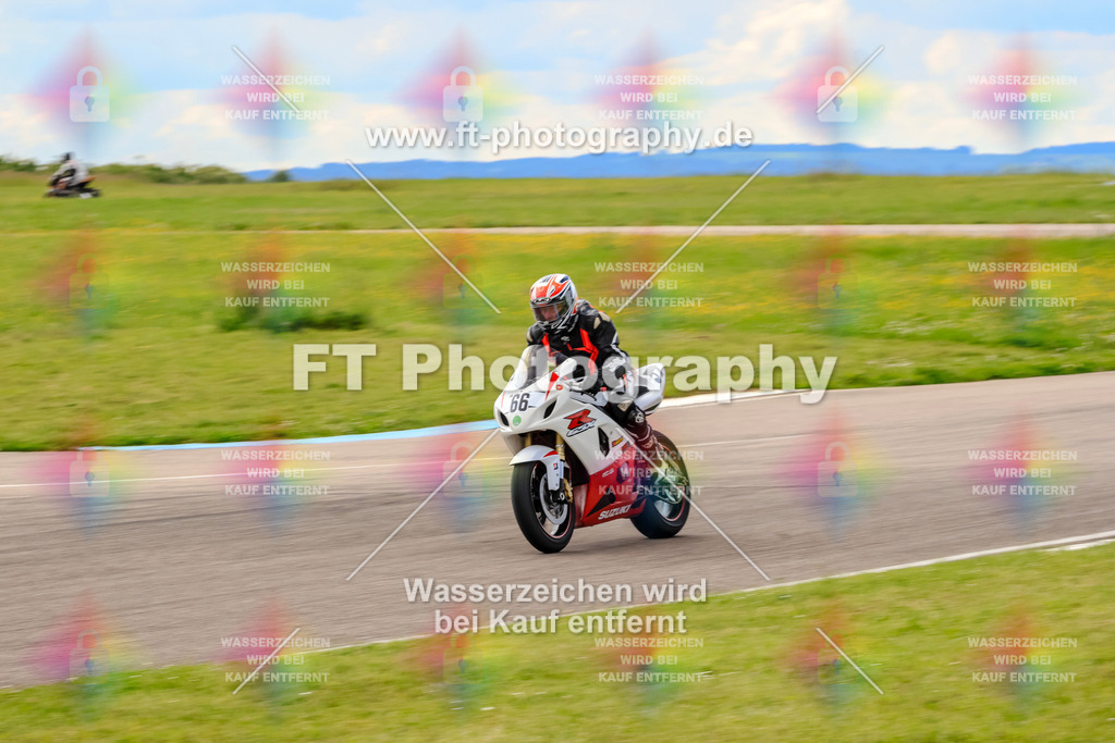 MotoTeam-1331 | Hier findet Ihr Bilder von Touristenfahrten auf der Nürburgring Nordschleife oder von anderen Veranstaltungen die ich besucht habe. Viel Spass beim Durch Schauen 