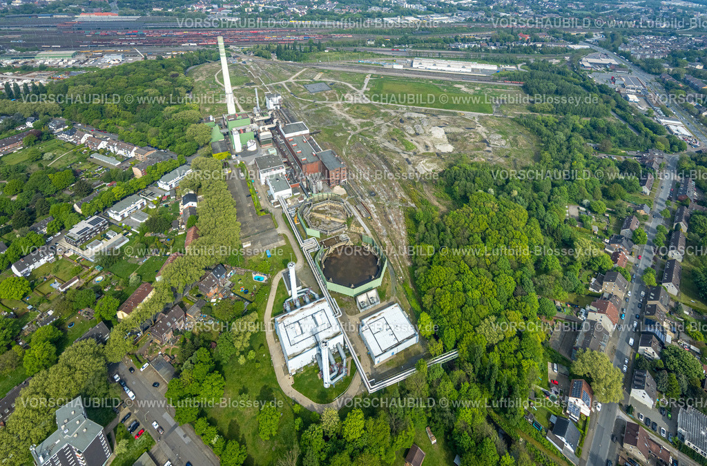 Herne240500477 | Luftbild, ehemaliges Uniper-Kraftwerk Shamrock, Freifläche und Baustelle ehemaliges Bergwerkgelände General Blumenthal, Wanne-Süd, Herne, Ruhrgebiet, Nordrhein-Westfalen, Deutschland