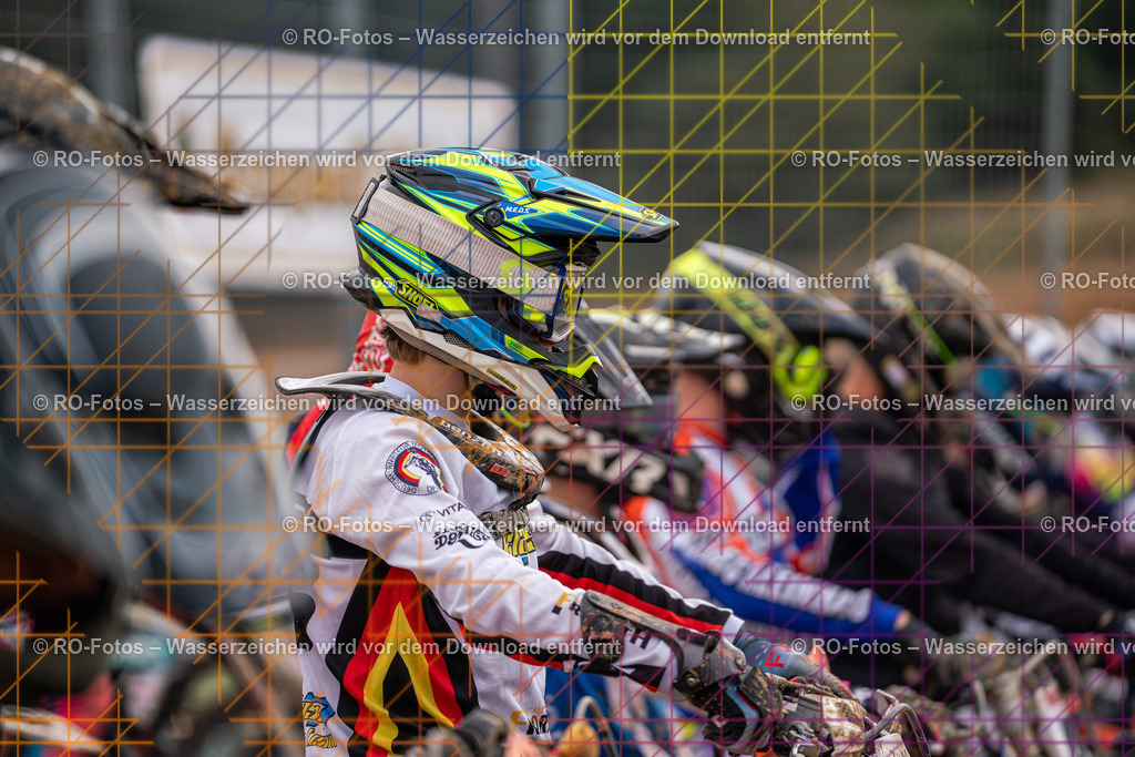 Sechshelden 2026 Sonntag  -2028 | Sportfotografie von RO-Fotos: Motorsport, Motocross, Enduro, Laufveranstaltungen und Triathlon. Professionelle Fotos von Sportlern und Events. - Realisiert mit Pictrs.com