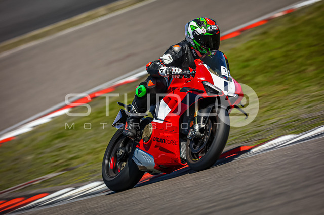 0001-240625_NR-015_1 | Deine Full-Service-Agentur für ✔️Videoproduktionen und ✔️Motorsportfotografie Jetzt Angebot anfragen!