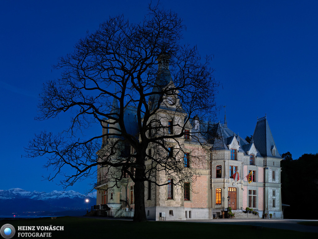 Alte_Architektur_0003 | Alle Bilder von Heinz Vonäsch Fotografie können alle zu günstigen Preisen gekauft werden! Download der Bilder, Ausdrucke, Postkarten, Tassen T-Shirts, Kalender, Alu- Dibond usw. - Realisiert mit Pictrs.com