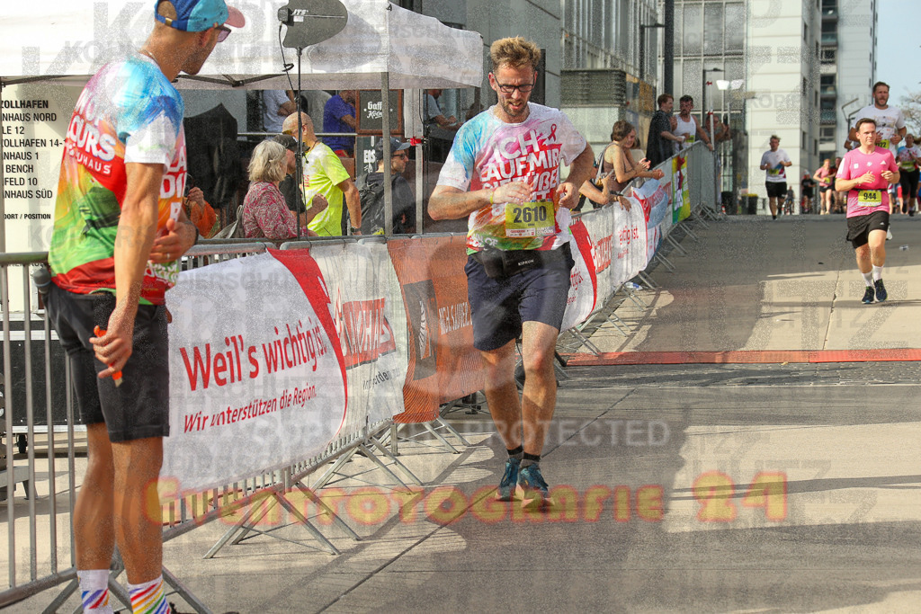 250920_1532_EX1_9871 | Sportfotografie im Rhein-Sieg Kreis, Köln, Bonn, NRW, Rheinland Pfalz, Hessen, etc. Unser Tätigkeitsfeld umfasst den Laufsport vom Volkslauf über den Marathon, Duathlon, Triathon bis zum Ultralauf wie Kölnpfad Ultra oder Schindertrail.