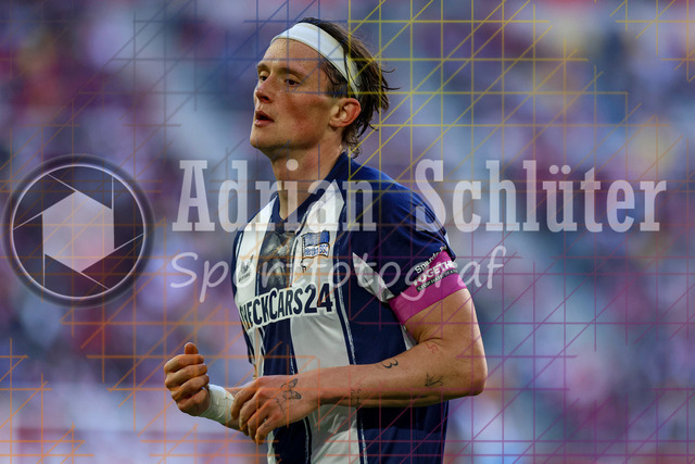 22.03.2026, GER, Fussball, Herren, 2. BL, Saison 2025/2026, Fortuna Düsseldorf - Hertha BSC Berlin | Fabian Reese (Hertha) schaut 