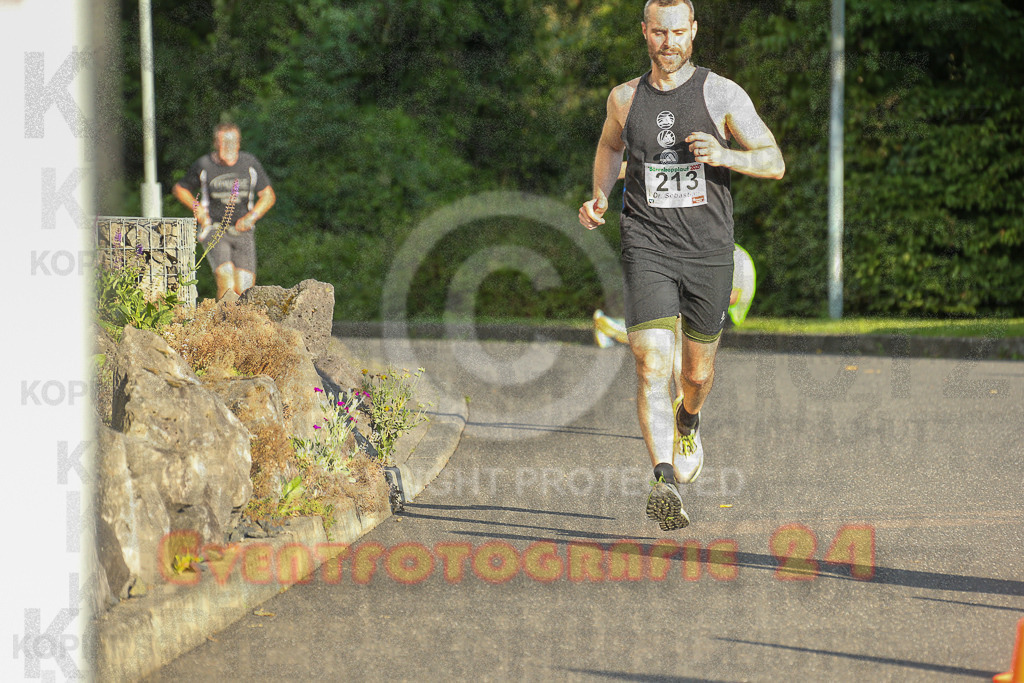 250801_1917_EX1_7540 | Sportfotografie im Rhein-Sieg Kreis, Köln, Bonn, NRW, Rheinland Pfalz, Hessen, etc. Unser Tätigkeitsfeld umfasst den Laufsport vom Volkslauf über den Marathon, Duathlon, Triathon bis zum Ultralauf wie Kölnpfad Ultra oder Schindertrail.